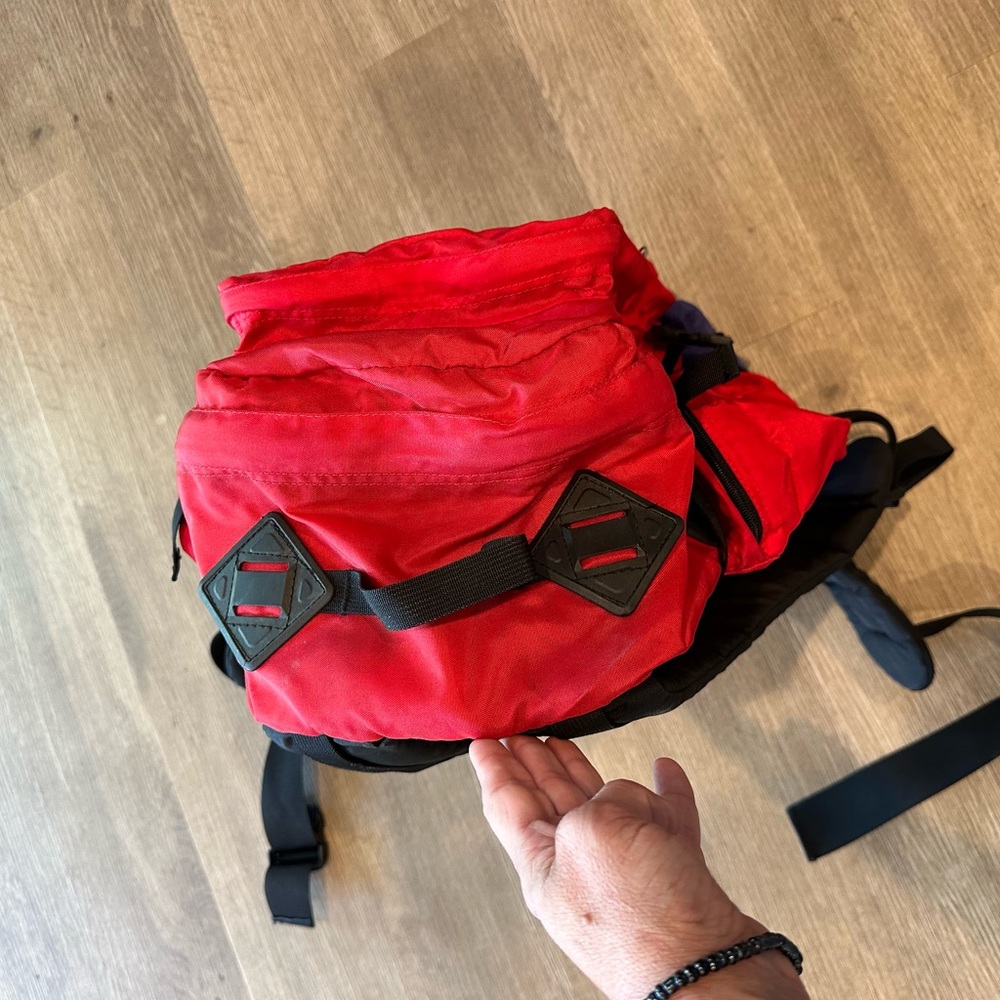 Vintage Kelty Red Wing Backpacking Backpack Lumbar Support - Picture 3 of 7